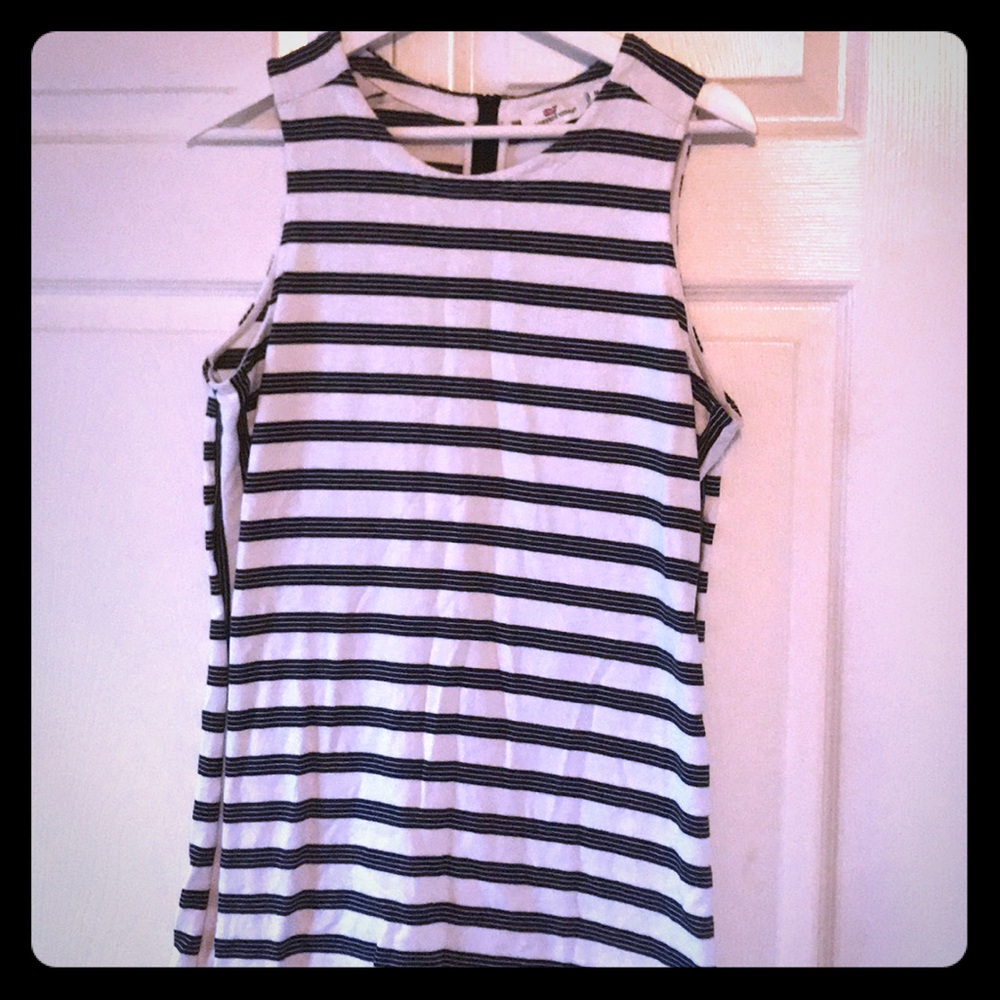 Vineyard Vines dress